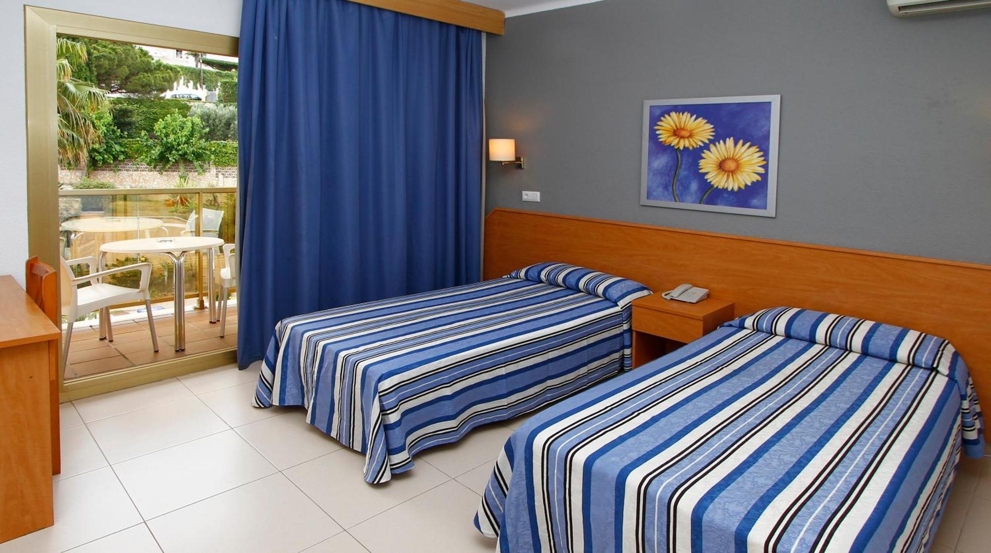 Hotel Bon Repos Calella Phòng bức ảnh