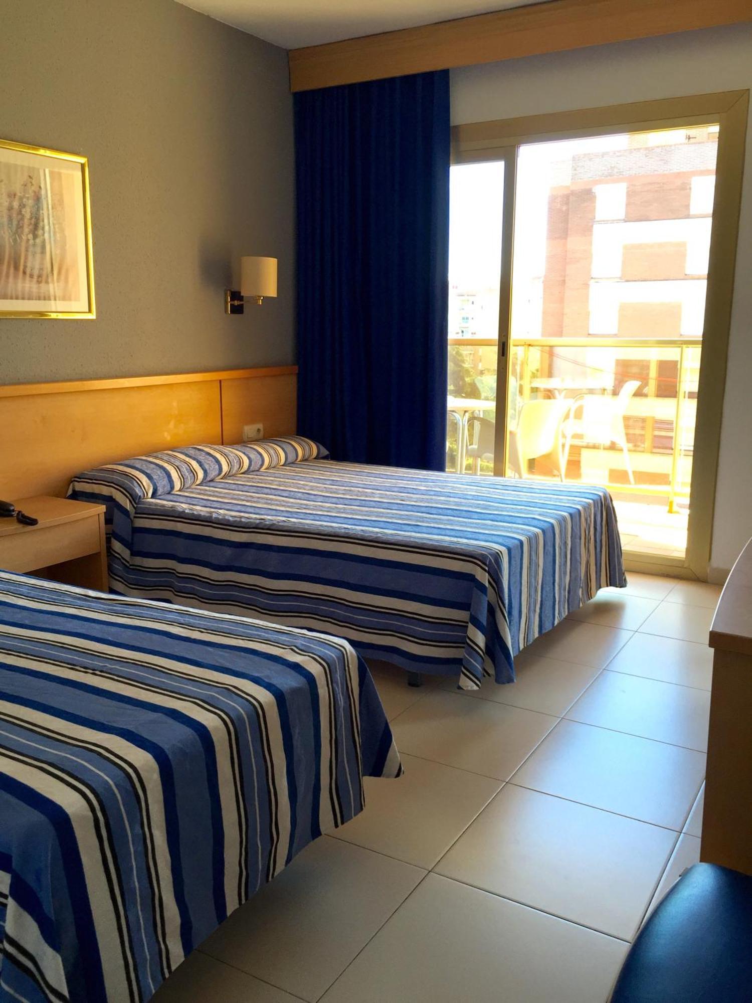Hotel Bon Repos Calella Phòng bức ảnh